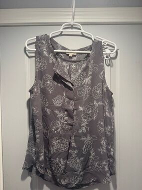 LOFT Gray Floral Sleeveless Blouse